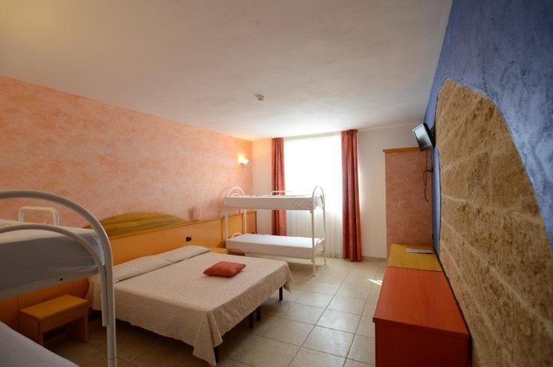 Villa Arneide Bed And Breakfast Torre Lapillo Habitación foto